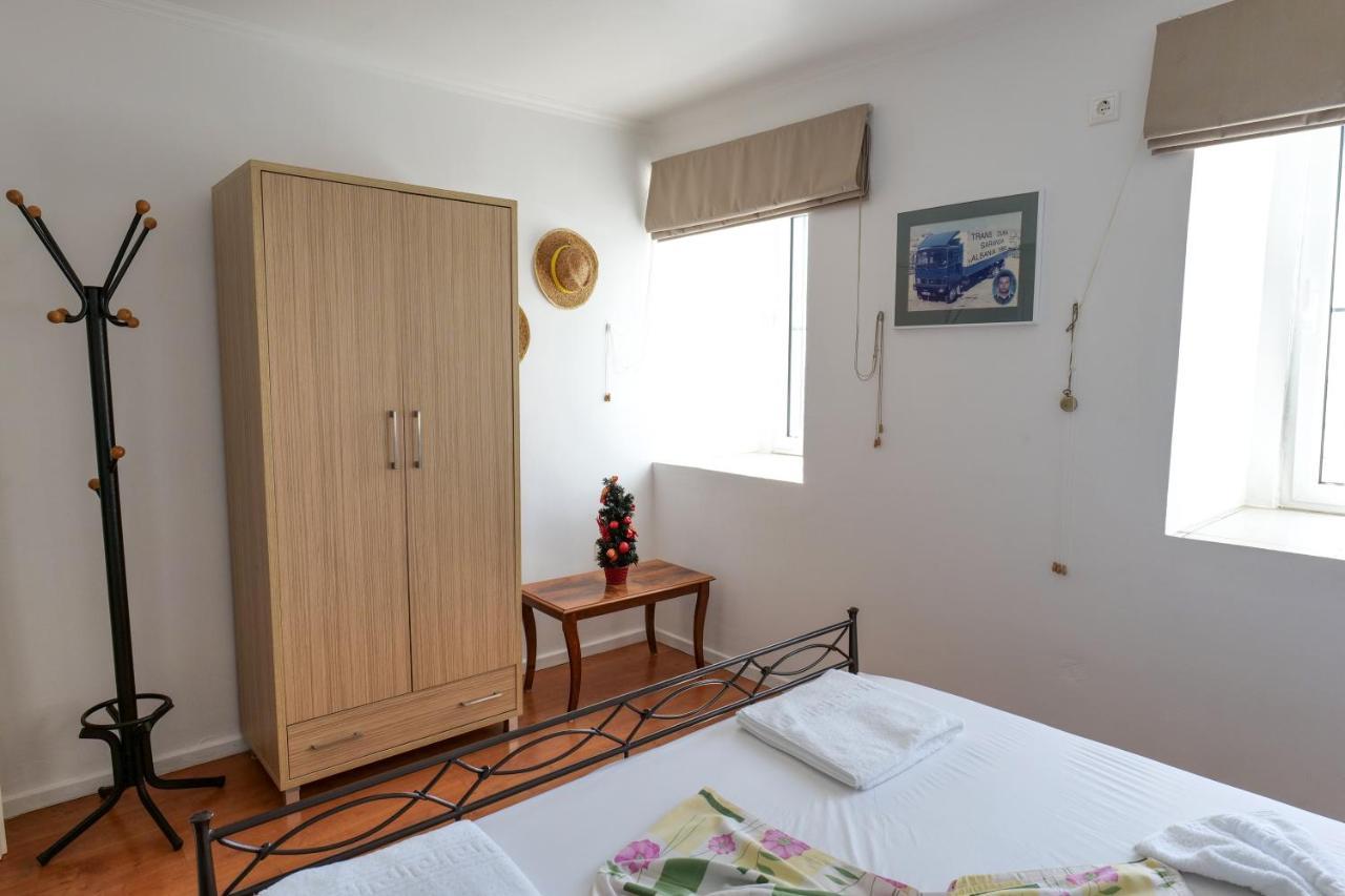 Hotel Duka'S House à Lukovë Extérieur photo